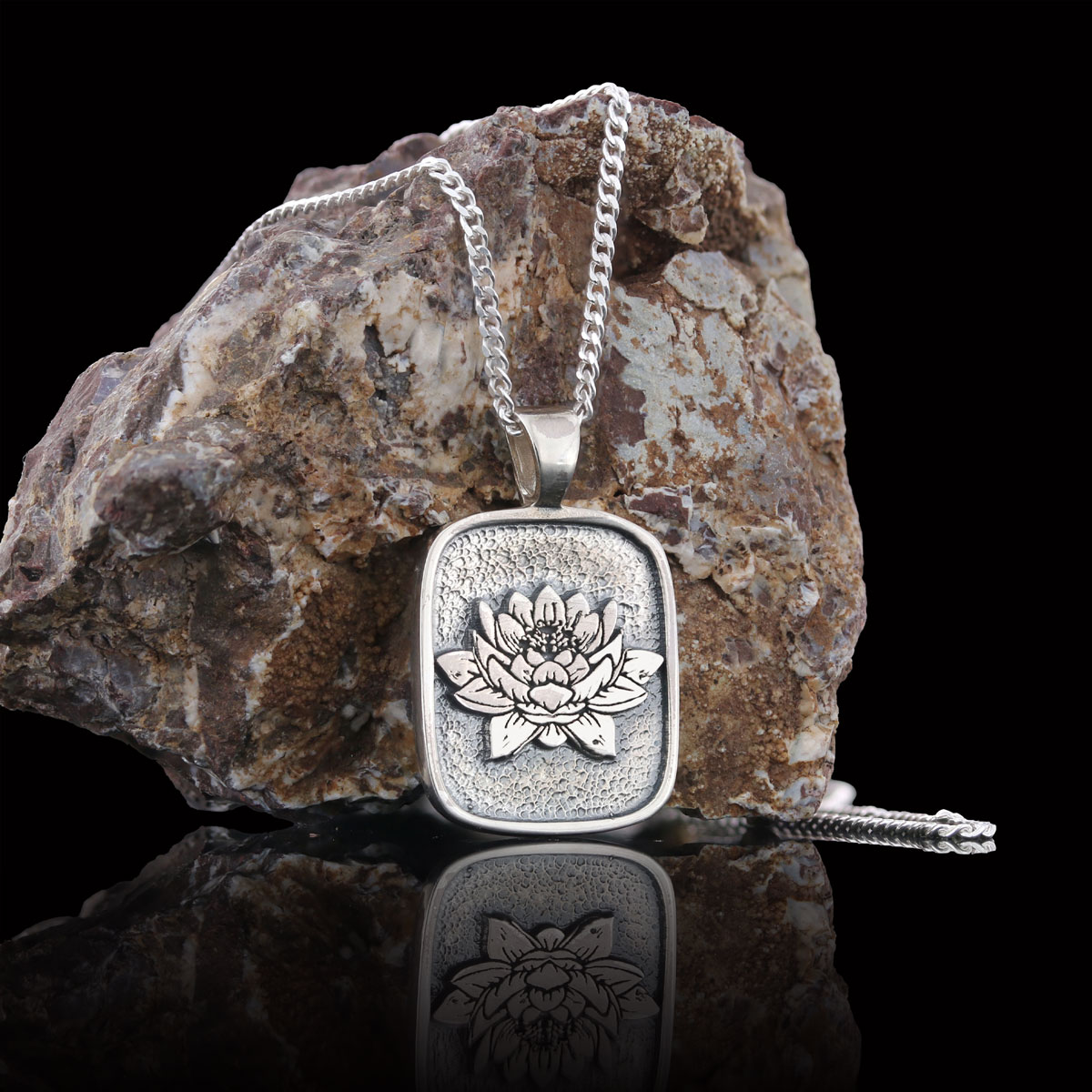 925 Sterling Lotus Flower Necklace, Birth Flower Lotus Necklace, Charm Lotus Jewelry, Women's Accessory, Gift for Women 925 Sterling Lotus Flower Necklace, Birth Flower Lotus Necklace, Charm Lotus Jewelry, Women's Accessory, Gift for Women