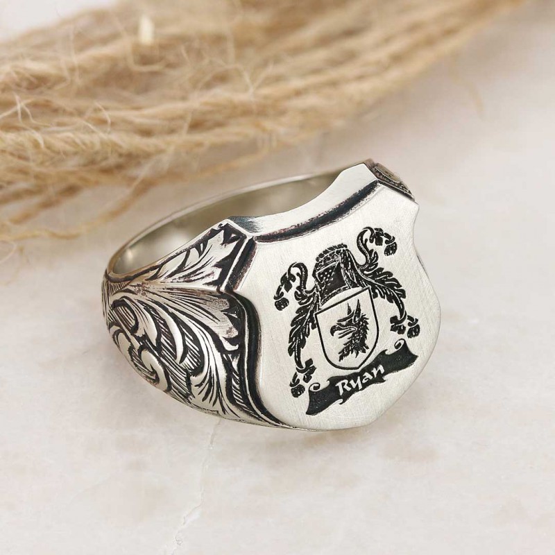 925 Sterling Silver Celtic Design Engraved Family Ring
