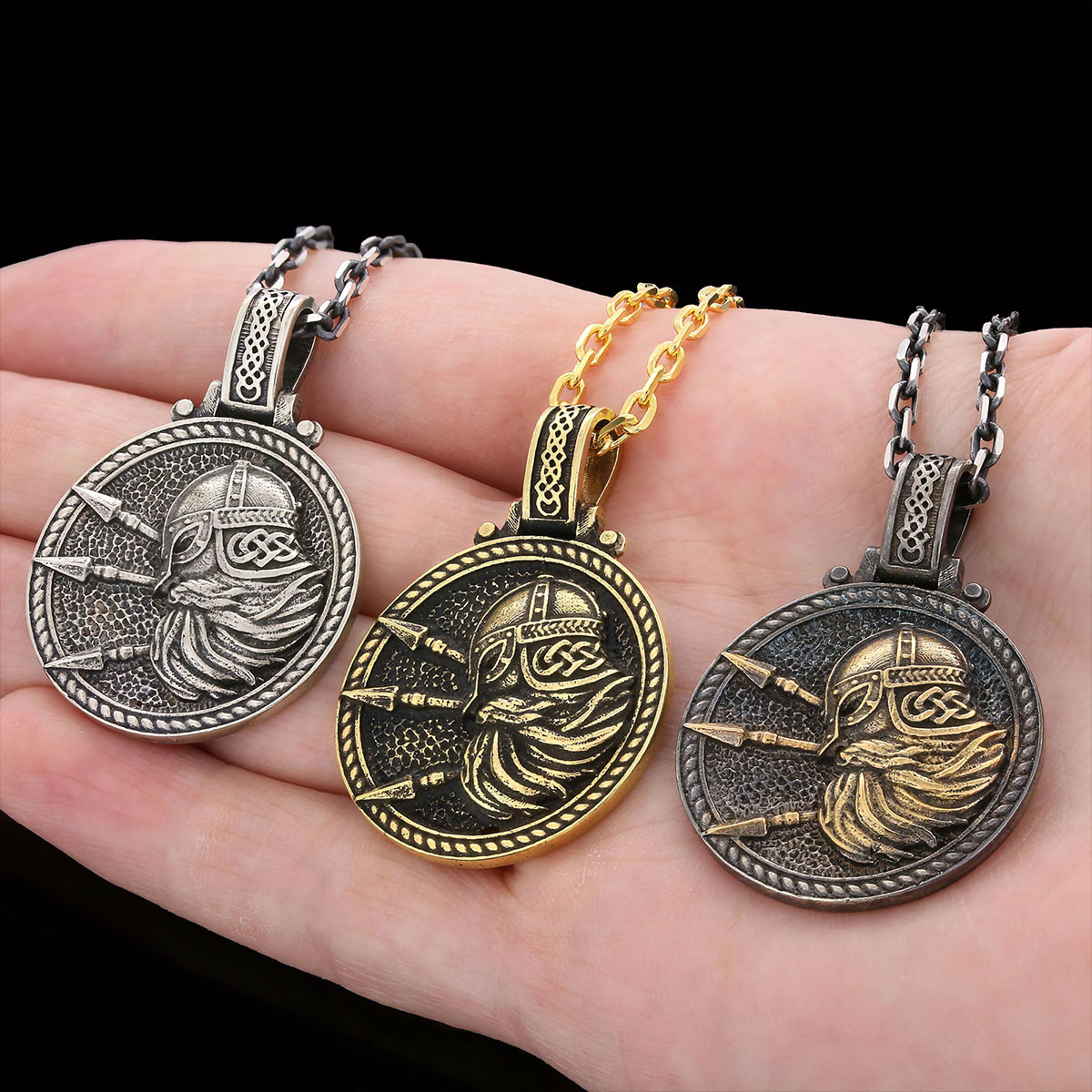 Custom Design Round Shaped Three Spear Viking Necklace