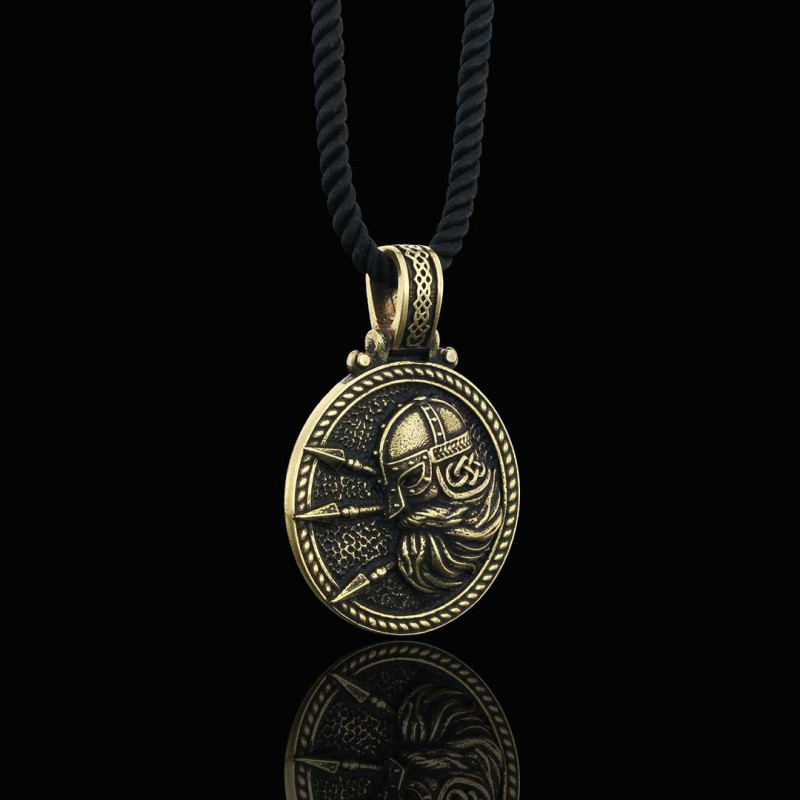 Custom Design Round Shaped Three Spear Viking Necklace