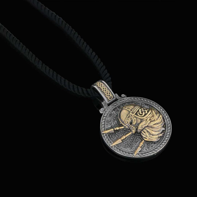Custom Design Round Shaped Three Spear Viking Necklace