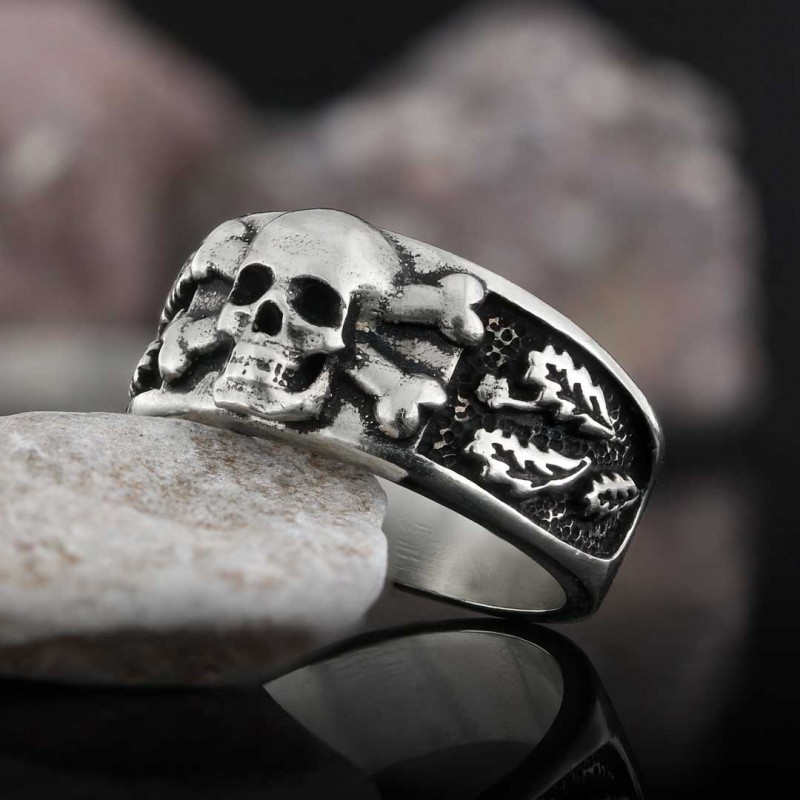 Custom Design Silver Skull Leaf Motif Ring