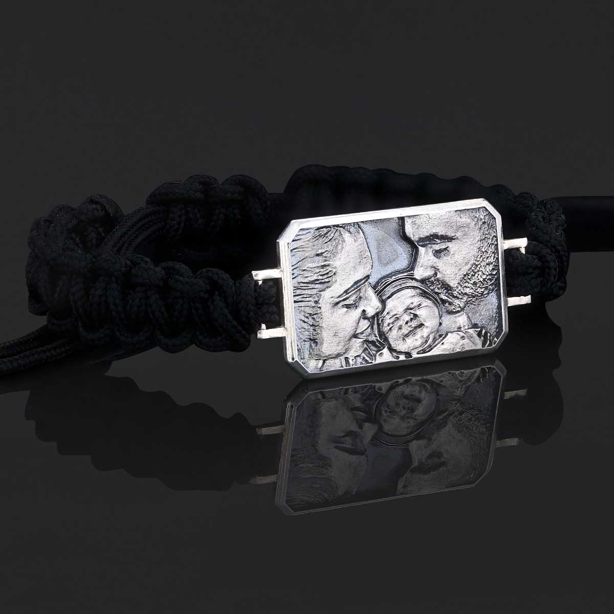 Family ForeverBracelet, Customizable Bracelet to Wear Your Cherished Memories
