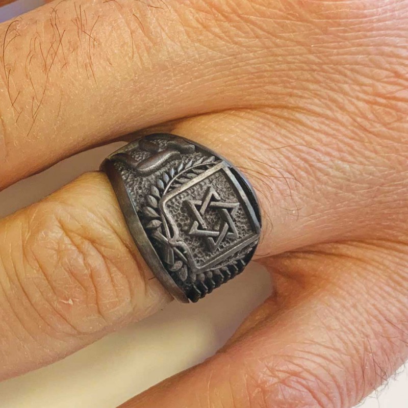 Star of David with Chai Ring