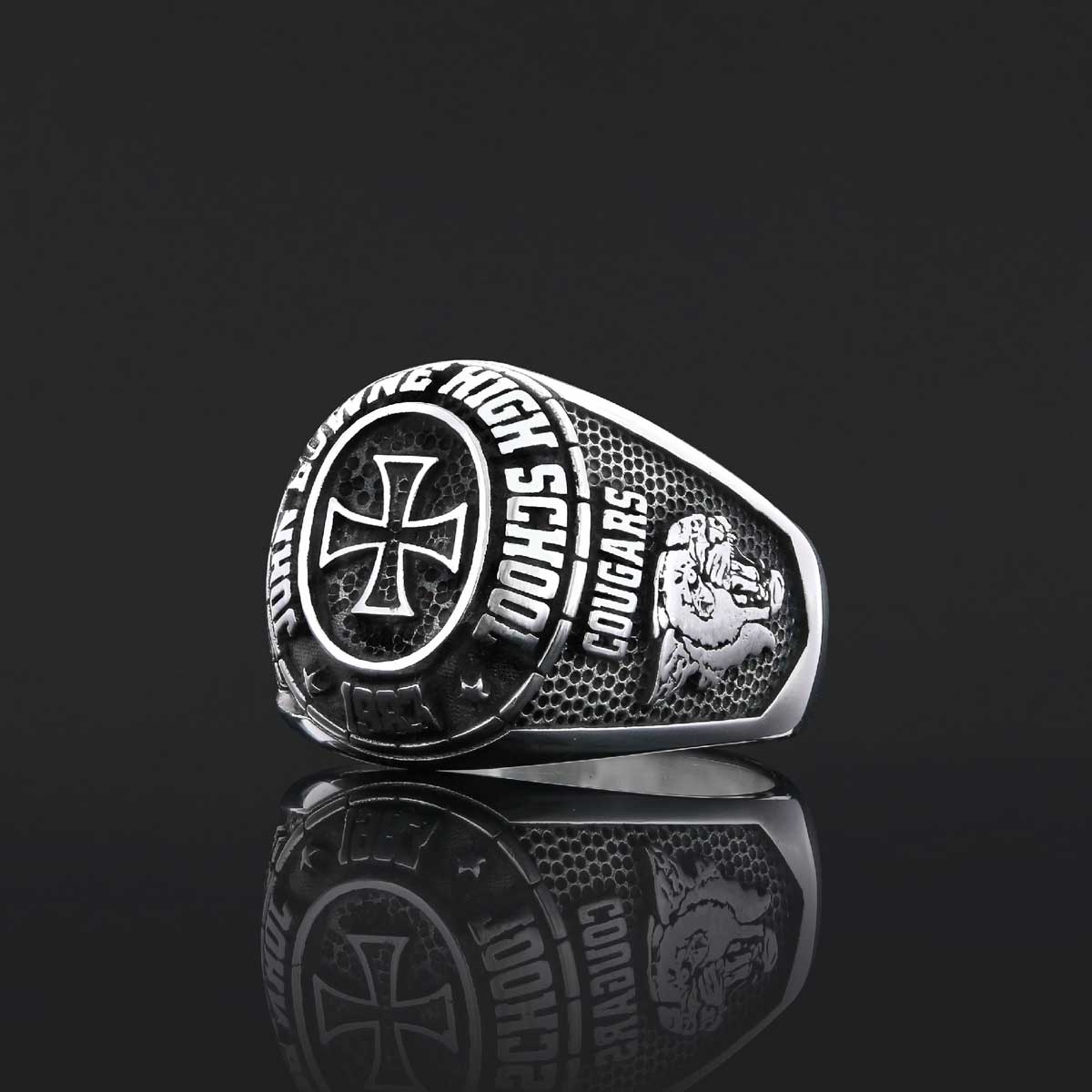 Malone University Ring, Lesley University Graduation Ring, Class Ring, High School Ring