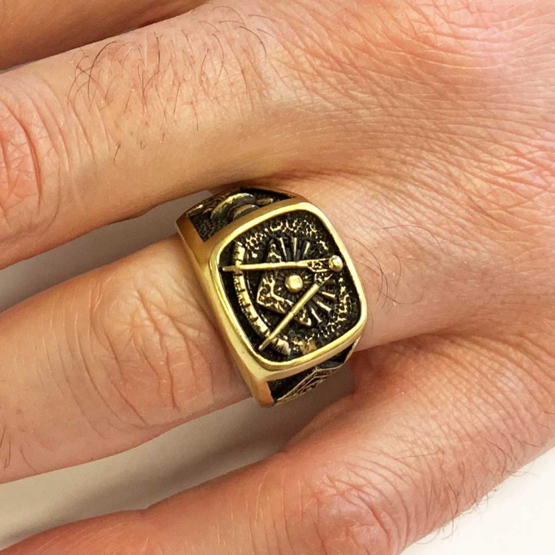Compass Embossed Masonic Ring