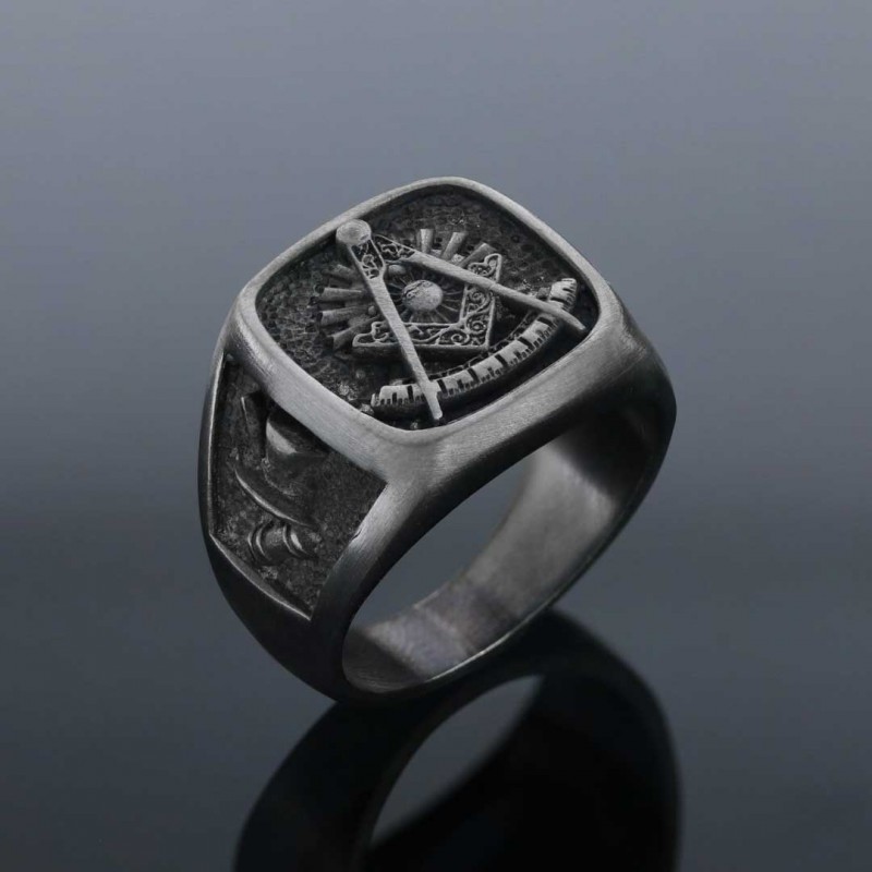 Compass Embossed Masonic Ring