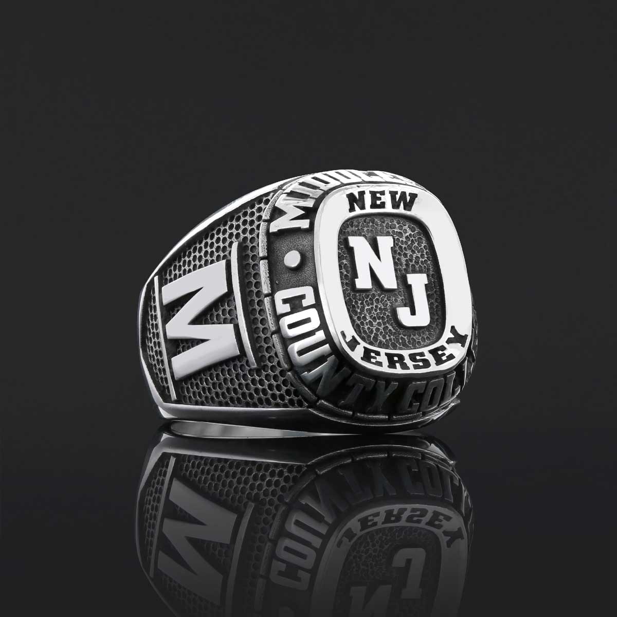 New Jersey University Ring, Mcneil High School Graduation Ring, Class Ring, College Class Ring New Jersey University Ring, Mcneil High School Graduation Ring, Class Ring, College Class Ring