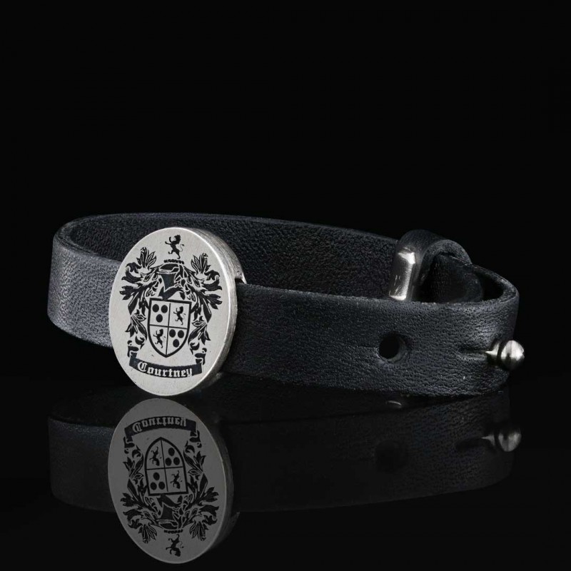 Oval Engraved Family Crest Bracelet