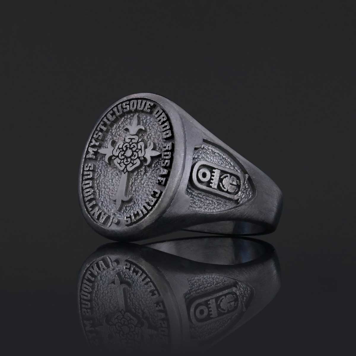 Personalized Rosae Crucis Ring, A Sacred and Symbolic Accessory