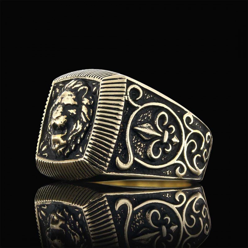 Silver Lion Ring