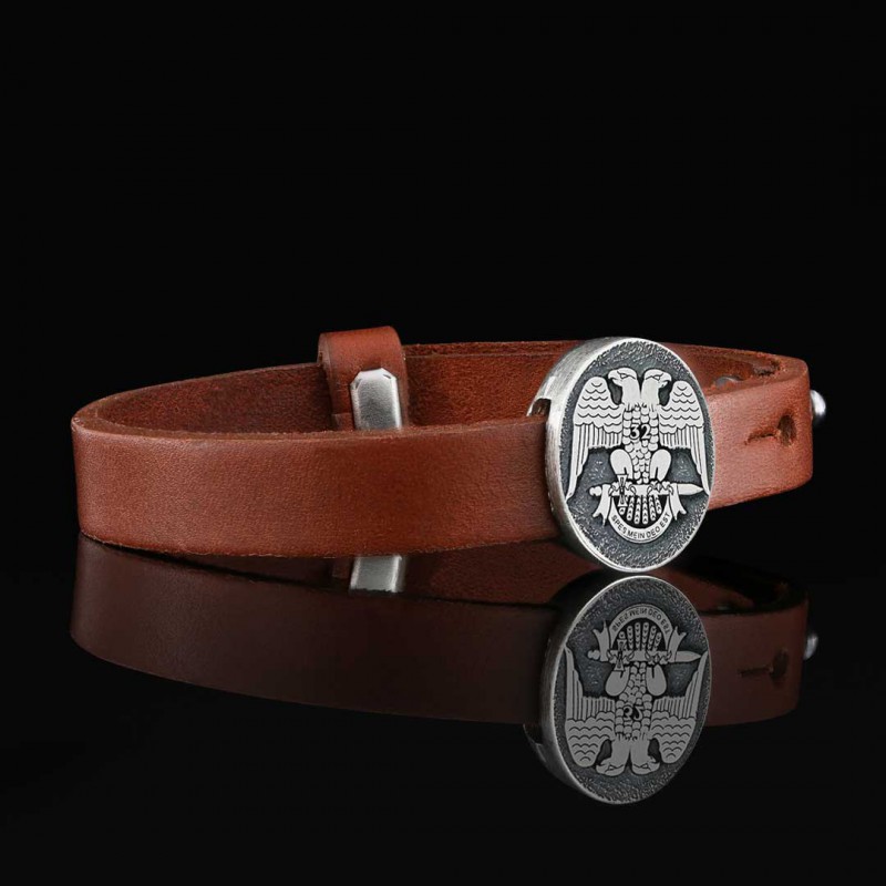 Oval Mason 32 Spes Mein Deo Est Bracelet