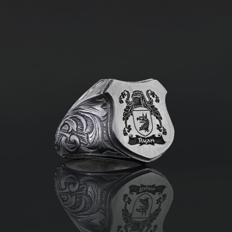 925 Sterling Silver Celtic Design Engraved Family Ring