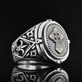 Stacked Cross Ring