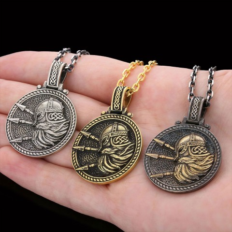 Custom Design Round Shaped Three Spear Viking Necklace