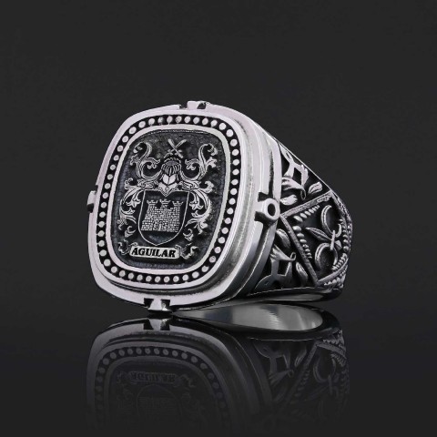 Custom Family Crest Ring, Personalized Family Crest Ring, Family Coat of Arms Ring