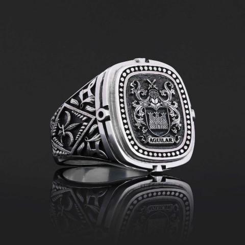 Custom Family Crest Ring, Personalized Family Crest Ring, Family Coat of Arms Ring