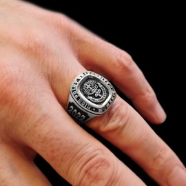 High Point University Class Ring