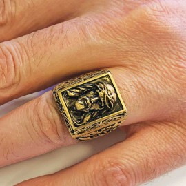 Jesus Frame Ring