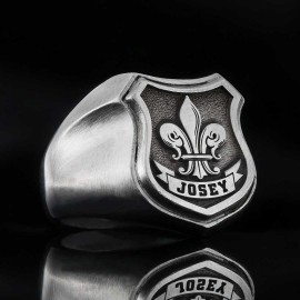 Customizable Family Crest Ring, Unique Family Crest Ring