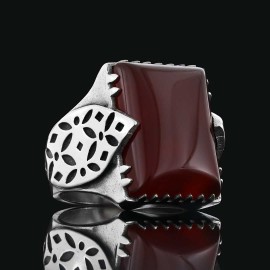 925 Silver Ring With Leaf Motif Stone