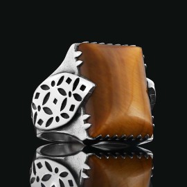 925 Silver Ring With Leaf Motif Stone