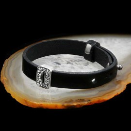 Motif 925 Sterling Silver Letter O Leather Bracelet