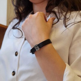 Motif Letter S Leather Bracelet