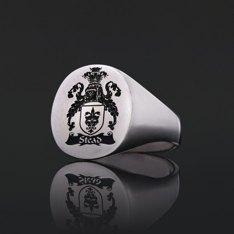 Oval Engraved Family Crest Ring, Personalized Oval Family Crest Ring