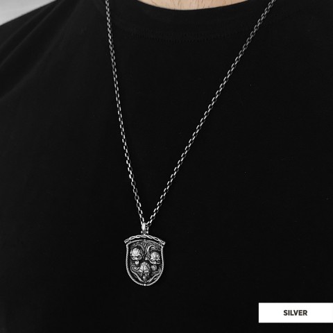 Pendant I Do Not See Nor Hear Nor Speak