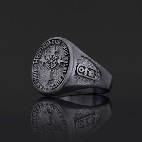 Personalized Rosae Crucis Ring, A Sacred and Symbolic Accessory
