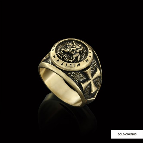 Round Silver Masonic Ring,  Celestial Mason Ring, Stylish and Meaningful Jewelry with Masonic Seal Detail