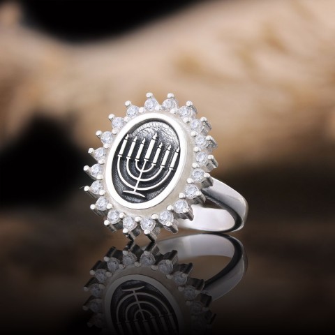 Shabbat Menorah Ring, Elegant Jewish Faith Jewelry, Symbol of Shabbat and Jewish Heritage Ring, Menorah Ring