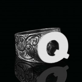 Special Design Celtic Silver Monogram Letter Q Ring