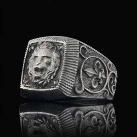 Silver Lion Ring