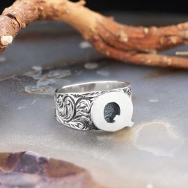 Sterling Silver Monogram Q Bold Alphabet Women Ring