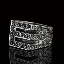 Stone White Monogram E Bold Alphabet Ring