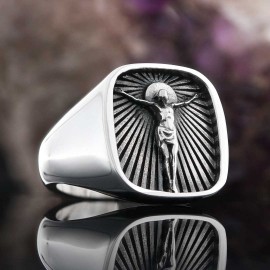Crucified Jesus Square Ring