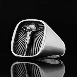 Crucified Jesus Square Ring