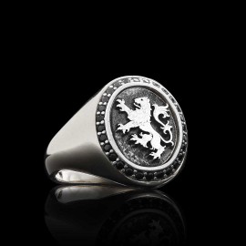 Unique Design Oval Sterling Silver Lion Women Ring